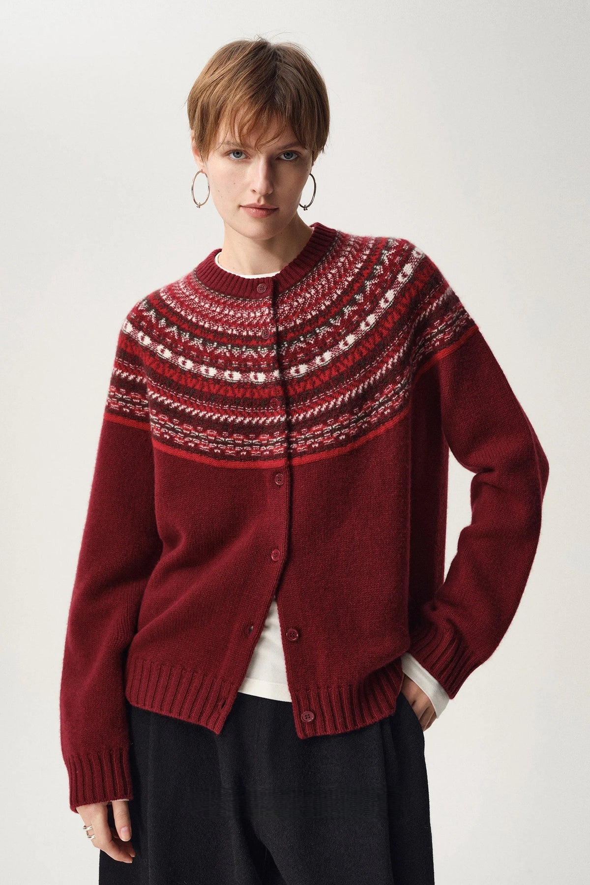 Kofta med fair isle-mönster – dam i röd