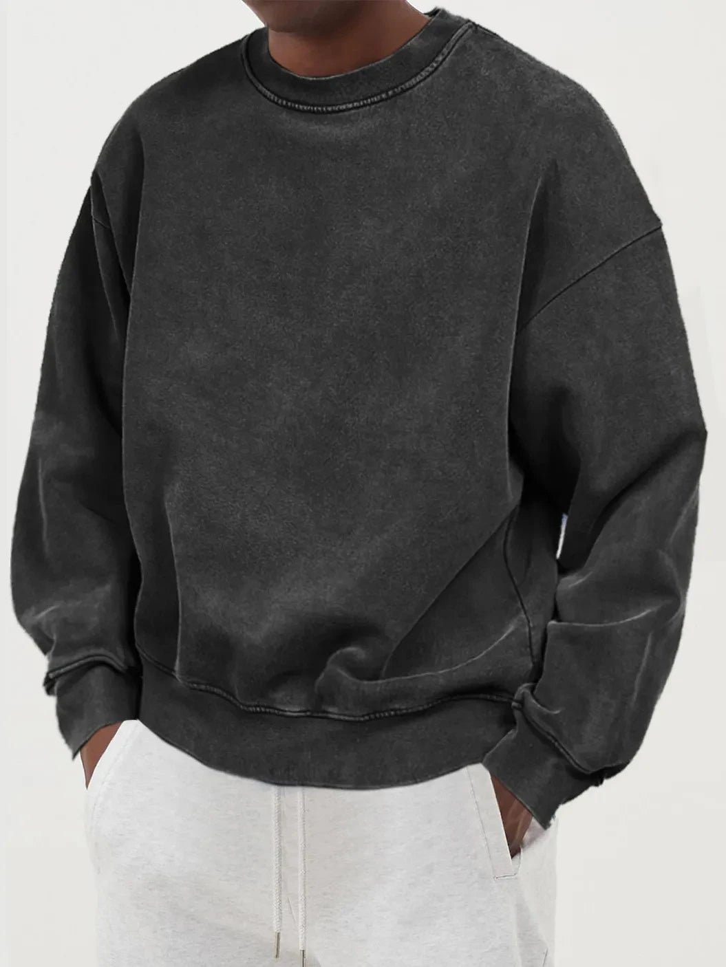 Tvättad sweatshirt i vintagestil – unisex i tvättad svart