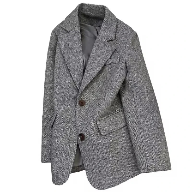 Blazer i fiskbensmönster – dam i grå